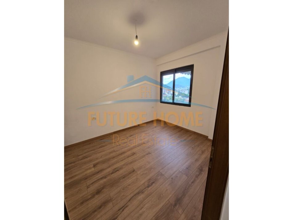Tirane, shitet apartament 1+1+Ballkon Kati 5, 55 m² 90.000 € (RRUGA E DIBRES)