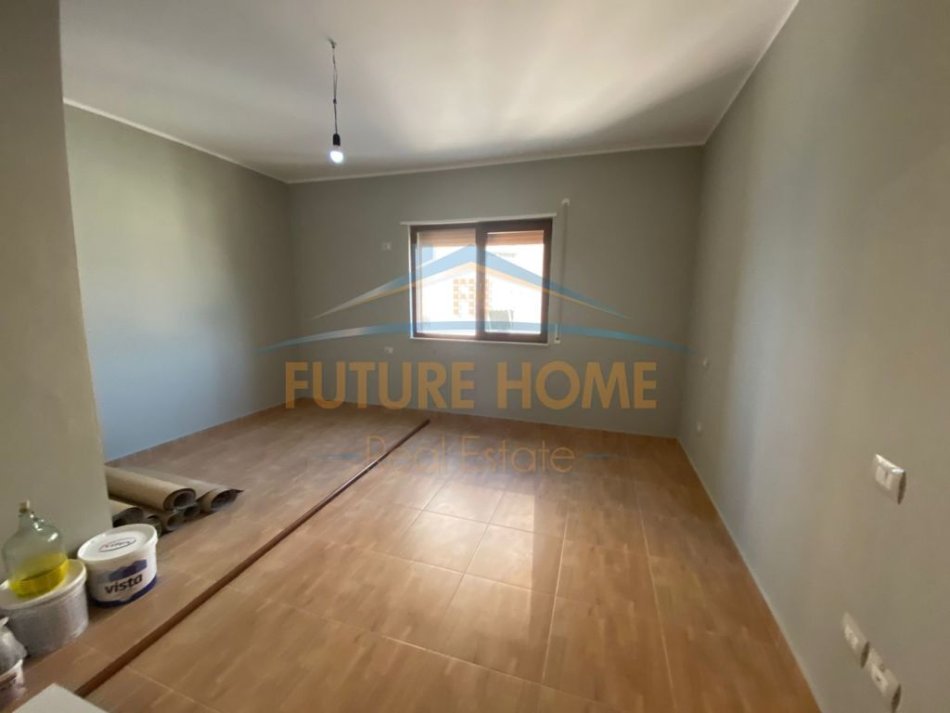 Durres, shitet apartament 3+1+Ballkon Kati 7, 124 m² 240.000 € (Currila)