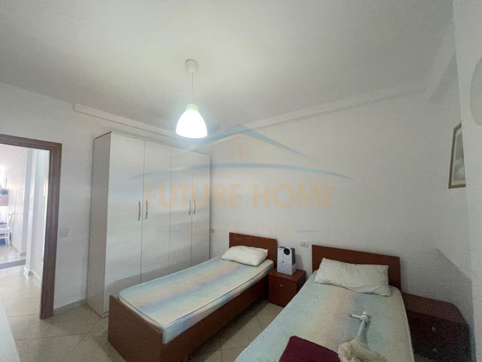 Durres, jepet me qera apartament 2+1 Kati 4, 110 m² 550 € (Vollga, Durres)