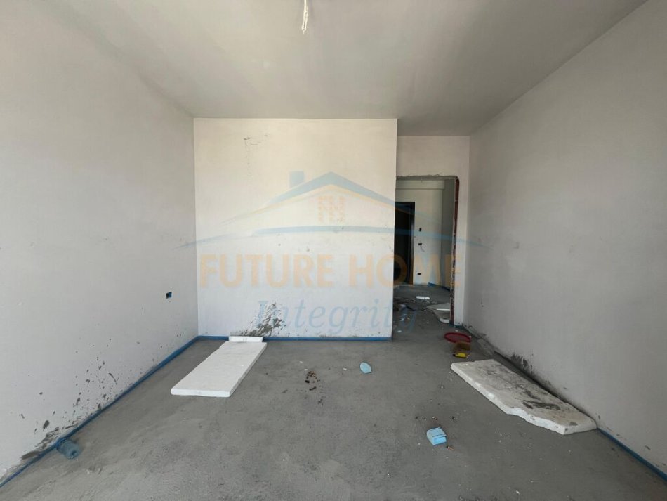 Shitet, Apartament 1+1, Dogana 97.500 euro