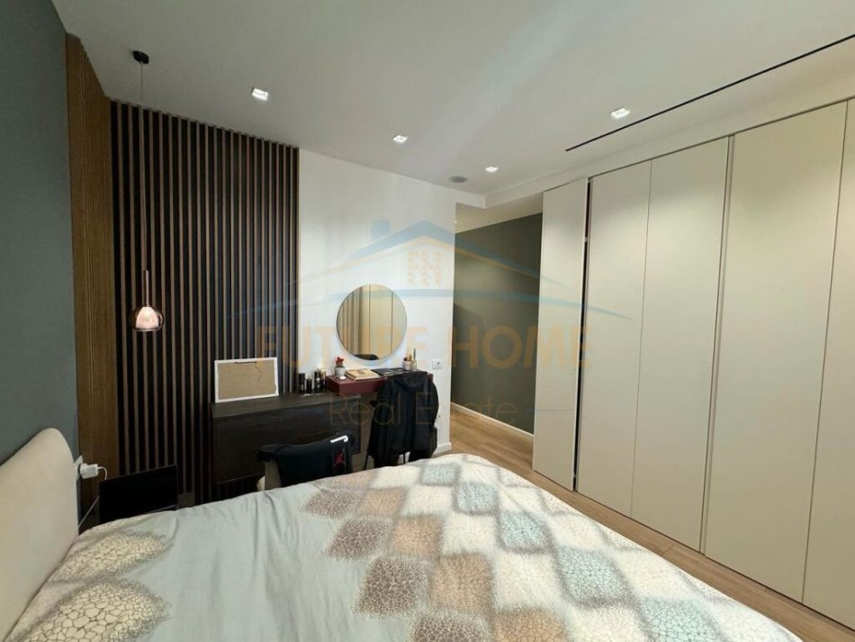 Tirane, shitet apartament 2+1 Kati 5, 89 m² 280.000 € (Kompleksi Square 21, Rruga Kavajes)