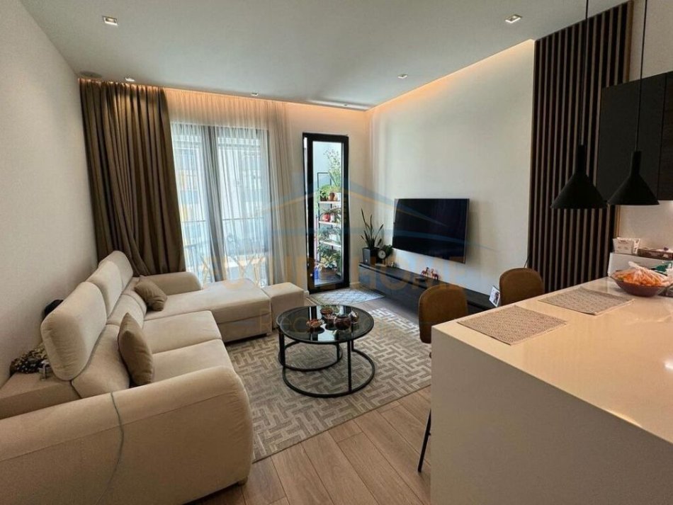 Tirane, shitet apartament 2+1 Kati 5, 89 m² 280.000 € (Kompleksi Square 21, Rruga Kavajes)