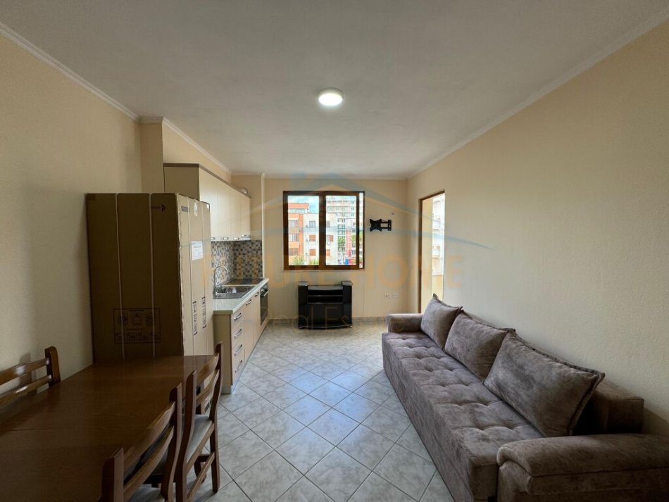 Durres, shitet apartament 1+1 Kati 3, 54 m² 64.000 € (Golem , Durres)