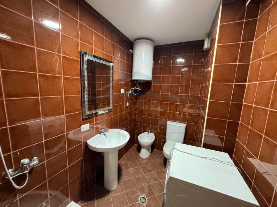 Durres, shitet apartament 1+1 Kati 3, 54 m² 64.000 € (Golem , Durres)