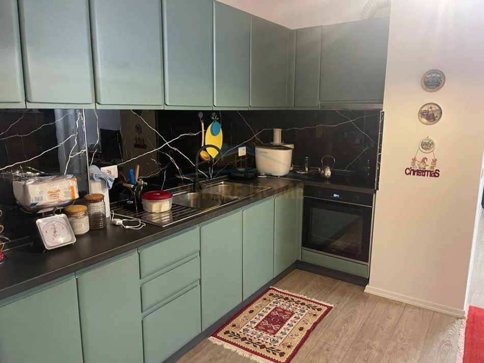 Tirane, shitet apartament 2+1 Kati 7, 86 m² 105.000 € (Univers City)