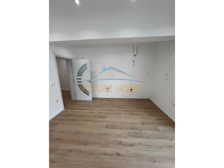 Tirane, shitet apartament 2+1+Aneks+Ballkon Kati 3, 77 m² 149.000 € (BRRYLI)