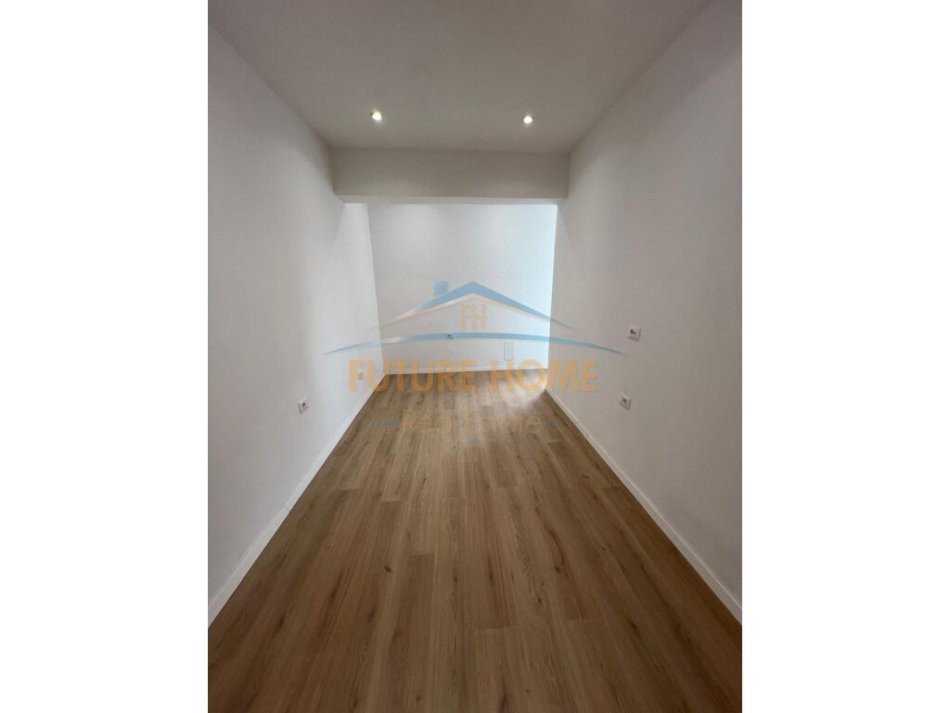 Tirane, shitet apartament 2+1+Aneks+Ballkon Kati 3, 77 m² 149.000 € (BRRYLI)