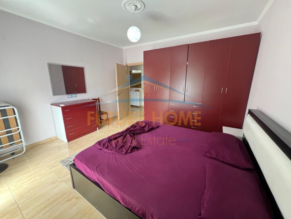 Vlore, jepet me qera apartament 2+1 Kati 2, 70 m² 400 € (Uji i Ftohte)