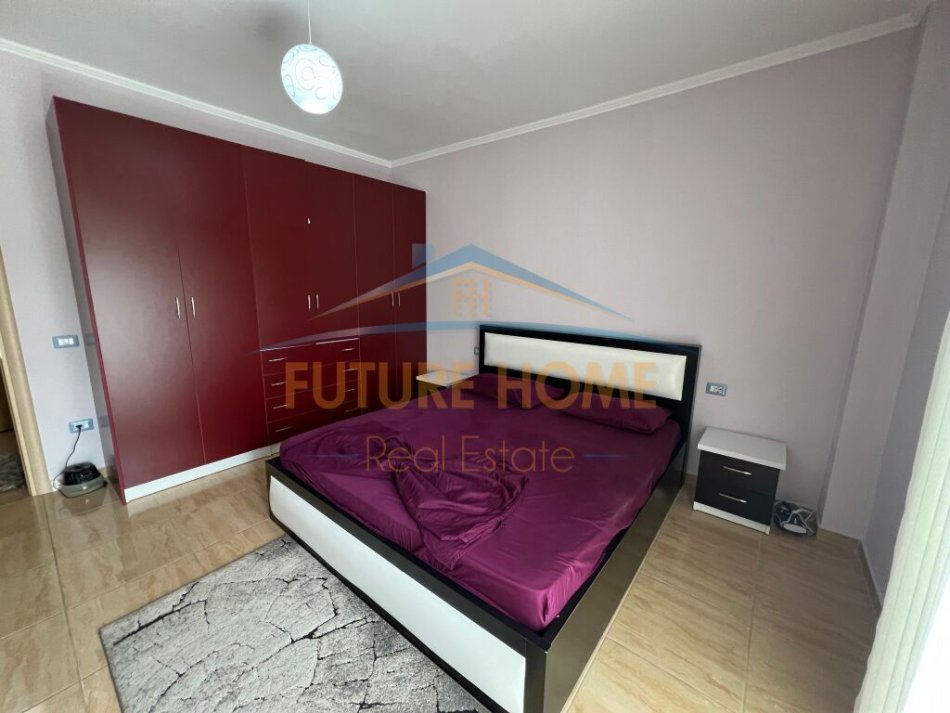 Vlore, jepet me qera apartament 2+1 Kati 2, 70 m² 400 € (Uji i Ftohte)