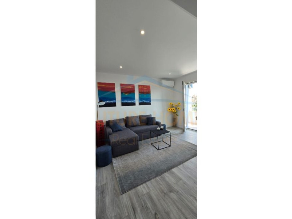 Durres, shitet apartament 1+1 Kati 3, 56 m² 119.000 € (Prane Muzeumit, Durres)