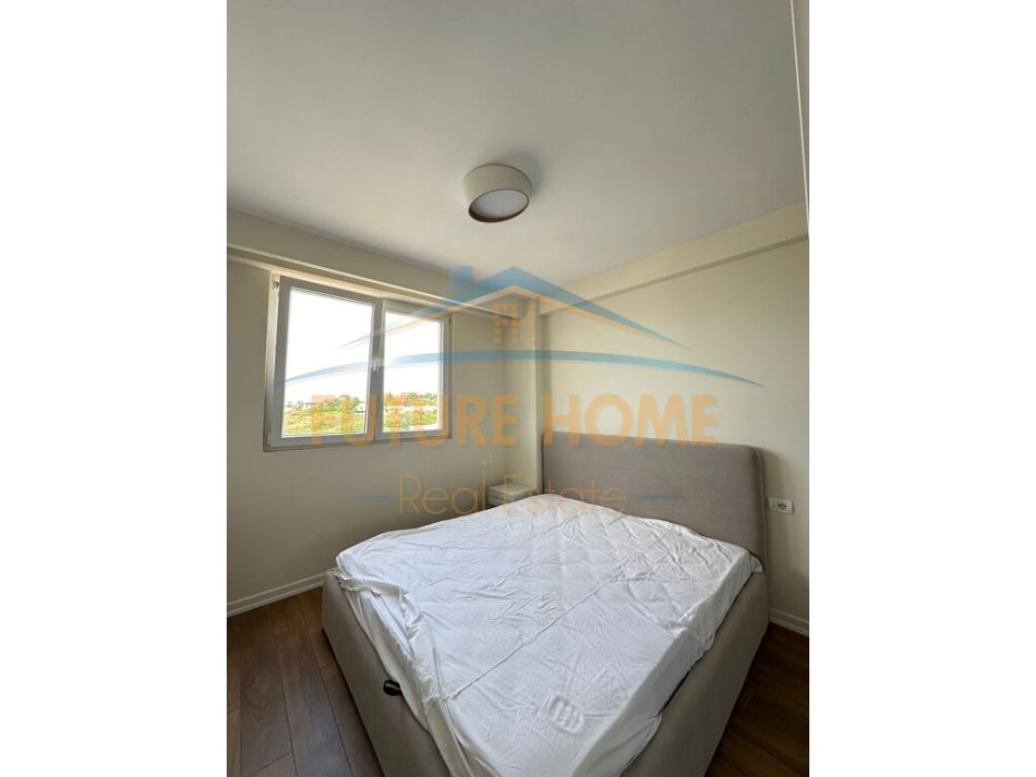 Tirane, jepet me qera apartament 2+1+Ballkon Kati 5, 70 m² 400 € (Shkoze)