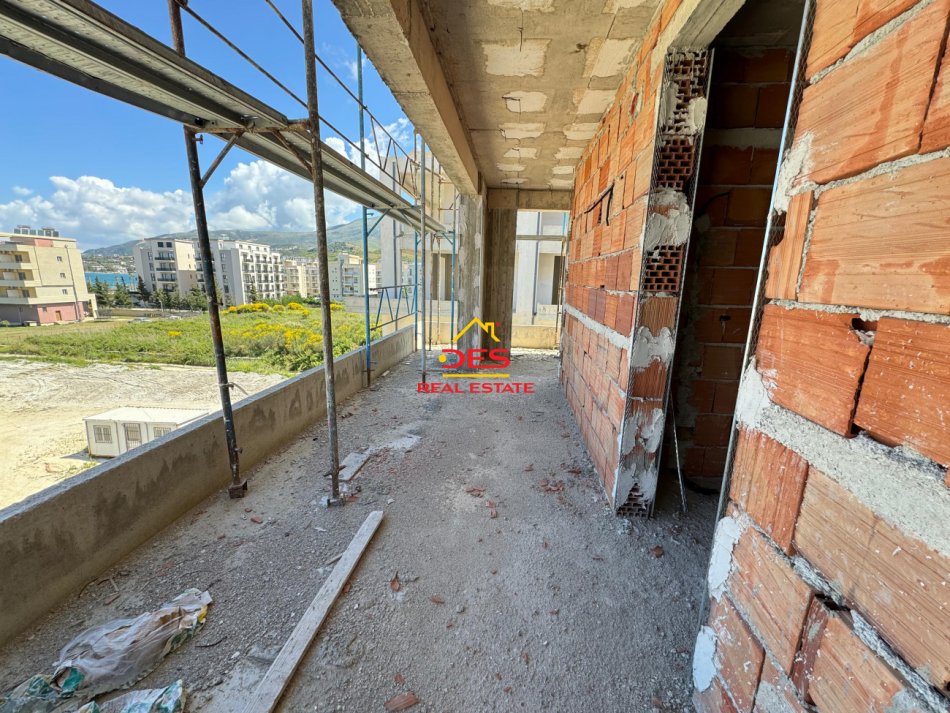 Vlore, shitet garsonier 1+1 Kati 3, 71 m² 129.400 € (Rruga Sali Vranishti)