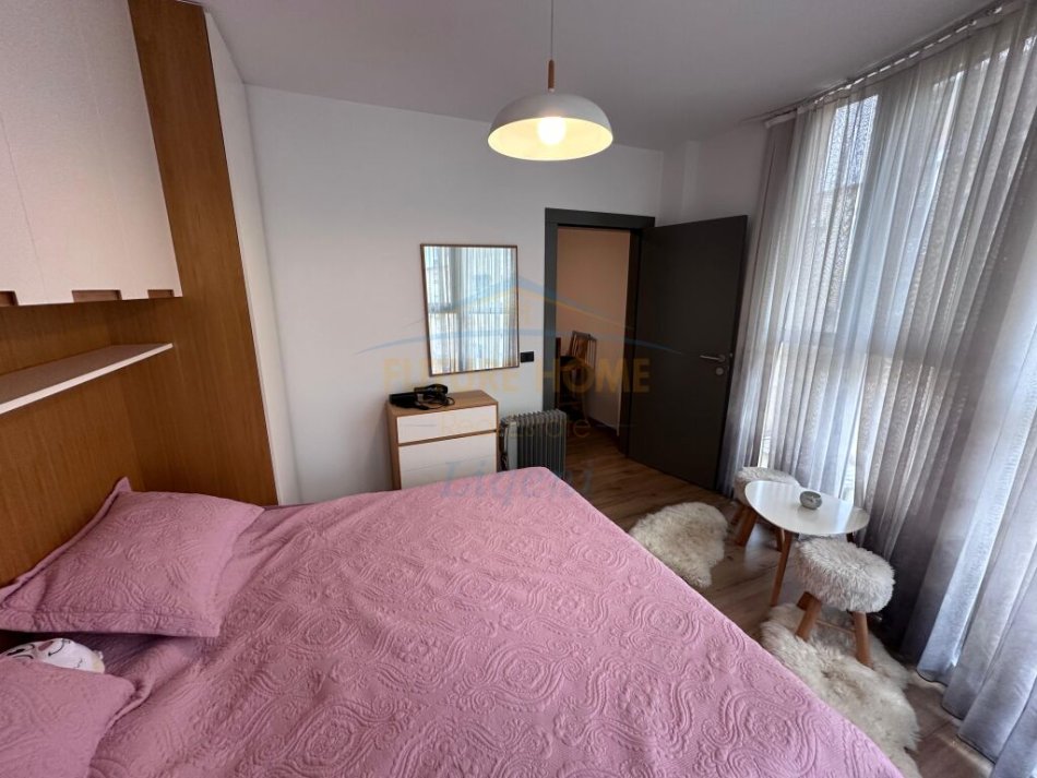 Tirane, jepet me qera apartament 2+1+Ballkon Kati 3, 80 m² 800 € (SHKOLLA E BALETIT)