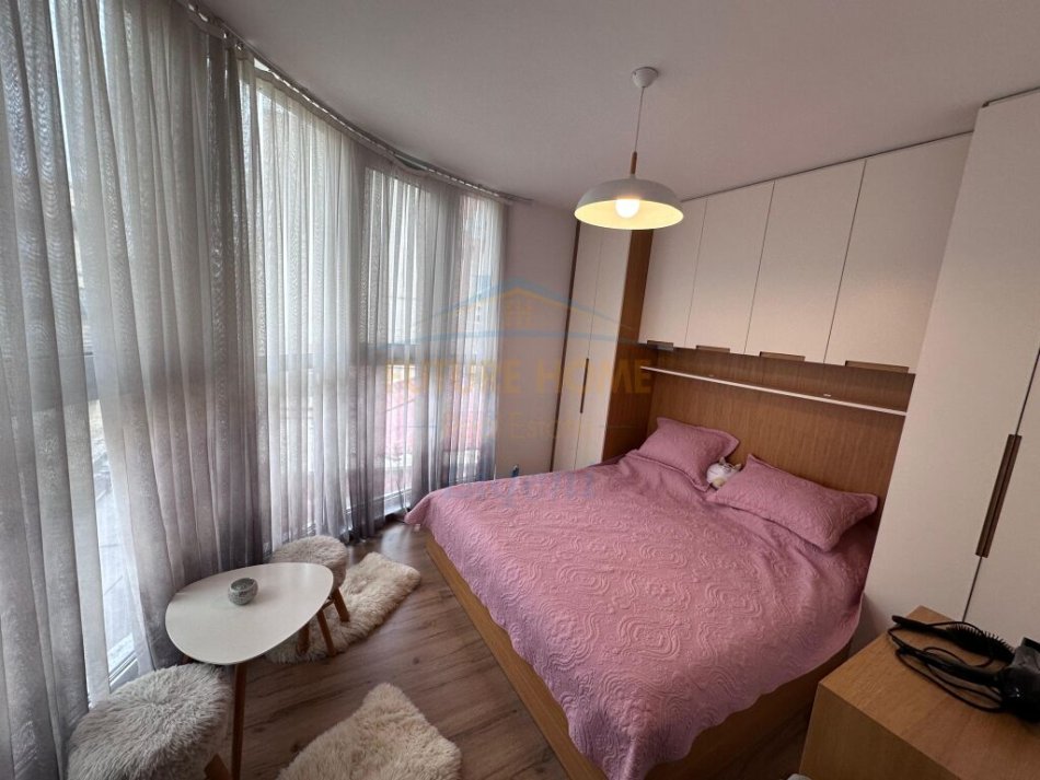 Tirane, jepet me qera apartament 2+1+Ballkon Kati 3, 80 m² 800 € (SHKOLLA E BALETIT)
