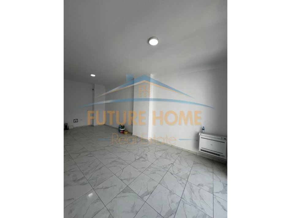 Tirane, shitet apartament 3+1+Aneks+Ballkon , 111 m² 222.000 € (ISH PARKU)