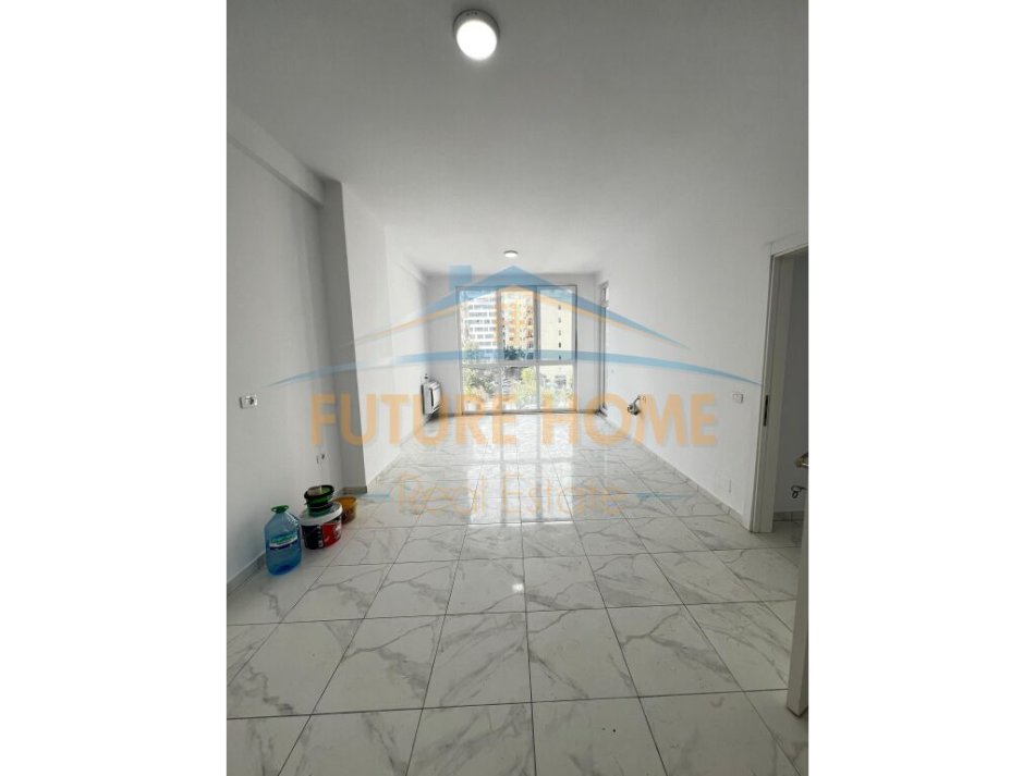 Tirane, shitet apartament 3+1+Aneks+Ballkon , 111 m² 222.000 € (ISH PARKU)