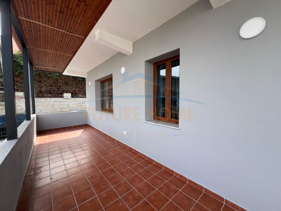 Durres, jepet me qera apartament 2+1 Kati 2, 86 m² 350 € (Prane Shkolles &quot;Eftali Koci)
