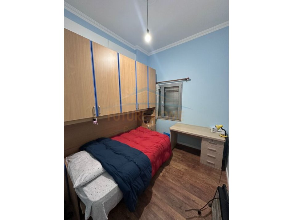 Tirane, jepet me qera apartament 3+1+Ballkon Kati 2, 109 m² 800 € (DON BOSKO)
