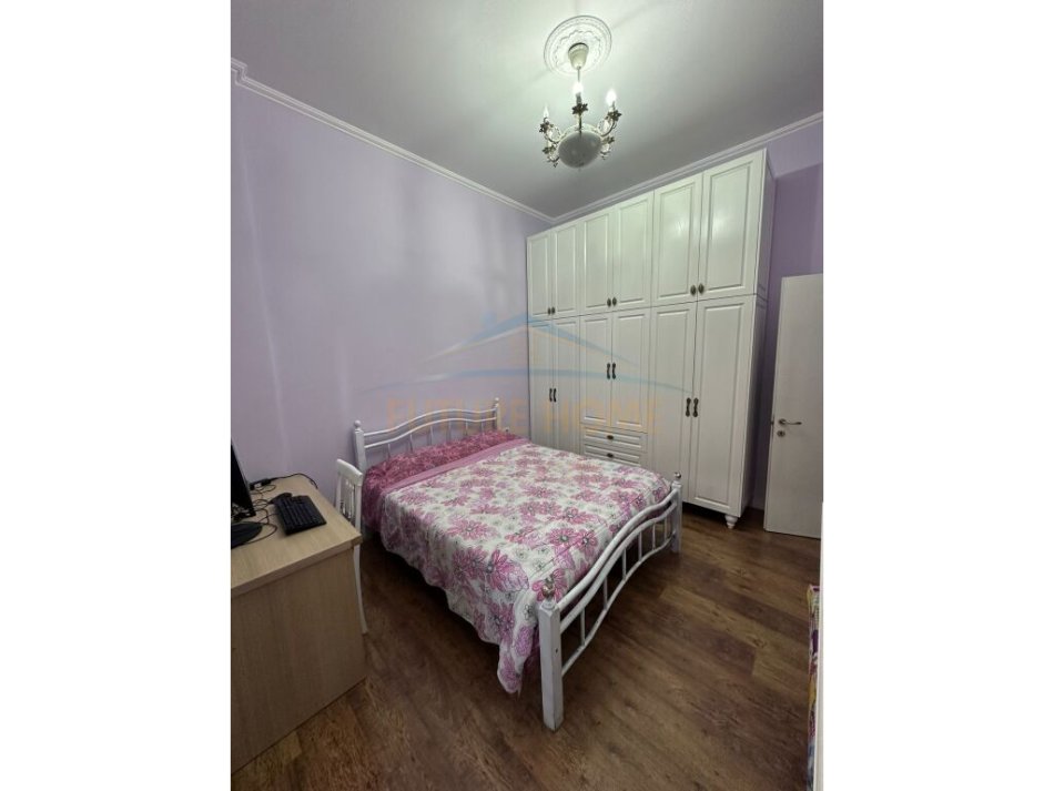 Tirane, jepet me qera apartament 3+1+Ballkon Kati 2, 109 m² 800 € (DON BOSKO)