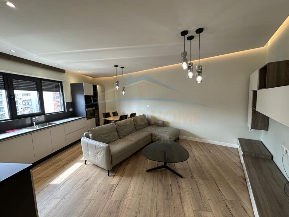 Shqiperi, jepet me qera apartament 1+1+Aneks+Ballkon Kati 7, 64 m² 450 € 