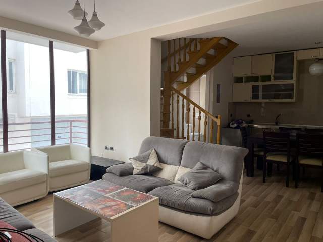 Tirane, jepet me qera apartament duplex 2+1+BLK Kati 2, 115 m² 550 Euro (Eleonora)