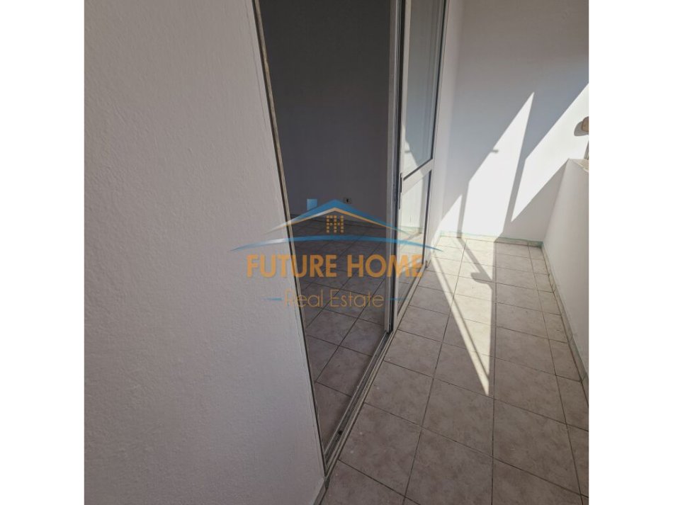 Tirane, shitet apartament 2+1+Aneks+Ballkon Kati 2, 100 m² 135.000 € (BULEVARDI ZHAN D&#039;ARK)