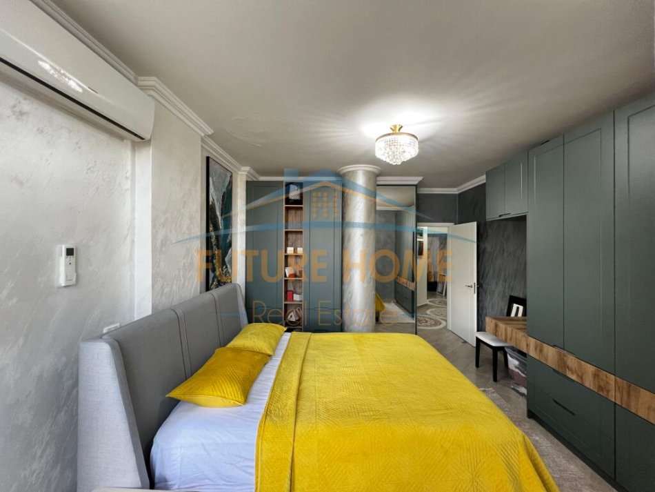 Tirane, jepet me qera apartament 2+1+Ballkon Kati 4, 88 m² 700 € (Kodra e Diellit)