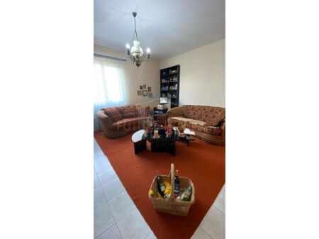 Tirane, shitet apartament 3+1+Ballkon Kati 8, 136 m² 155.000 € (Rruga Arkitekt Sinani, Xhamlliku, Tiranë AREA44698)