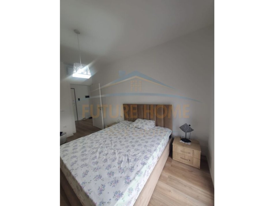 Tirane, jepet me qera apartament 2+1+Ballkon Kati 3, 98 m² 600 € (Kompleksi Erli)