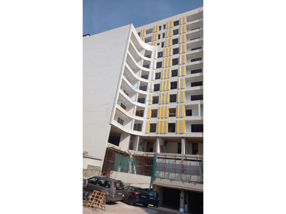 Tirane, shitet apartament 1+1 Kati 6, 76 m² 165.000 € (ZOGU ZI)