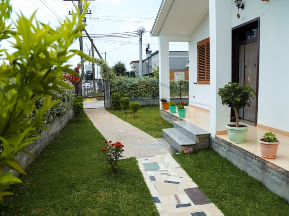 Durres, shitet shtepi 2+1 Kati 0, 79 m² 120.000 € (Sukth, Durres)