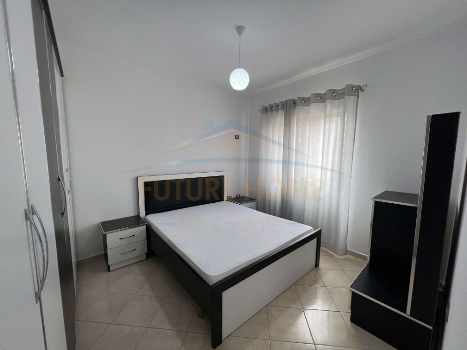 Tirane, shitet apartament 2+1+Aneks+Ballkon Kati 3, 105 m² 131.000 € (astir)
