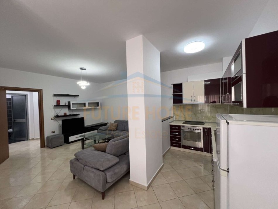Tirane, shitet apartament 2+1 Kati 3, 105 m² 136.500 € (UNAZA E RE)