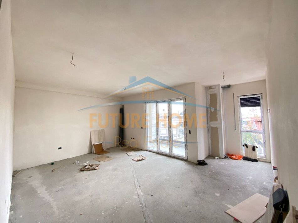 Tirane, shitet apartament 2+1+Ballkon Kati 2, 109 m² 187.000 €, Bulevardi i Ri,  (Jordan Misja)
