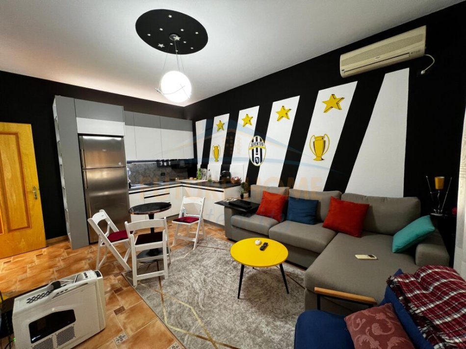 Tirane, jepet me qera apartament 1+1 Kati 2, 70 m² 600 € (SHKOLLA E BALETIT)