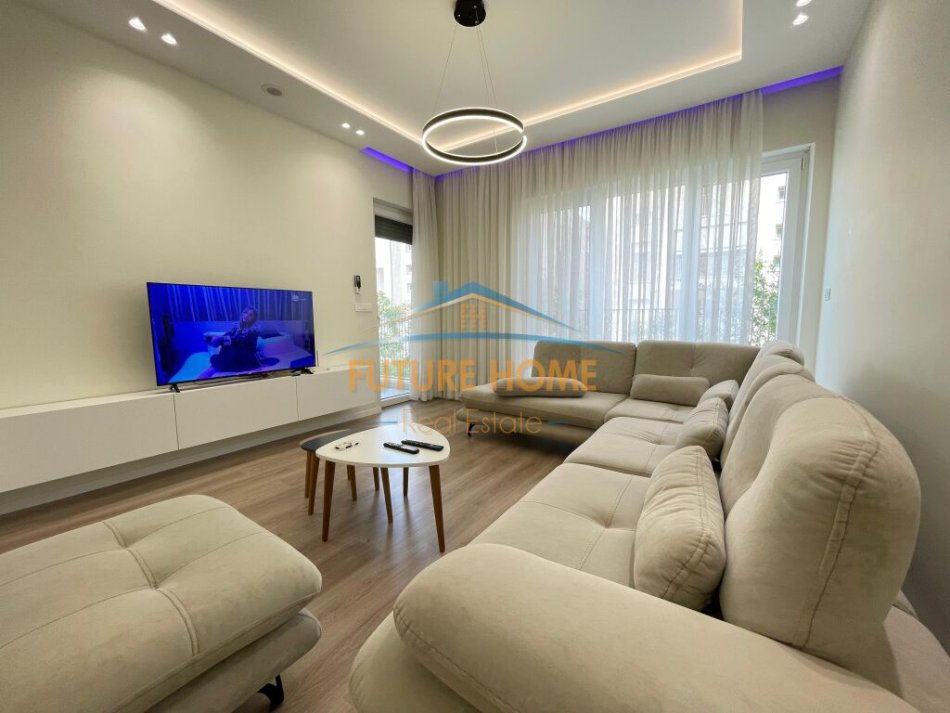 Tirane, jepet me qera apartament 3+1+Ballkon Kati 1, 111 m² 1.000 € (Park Life Residence, Liqeni i Thate)