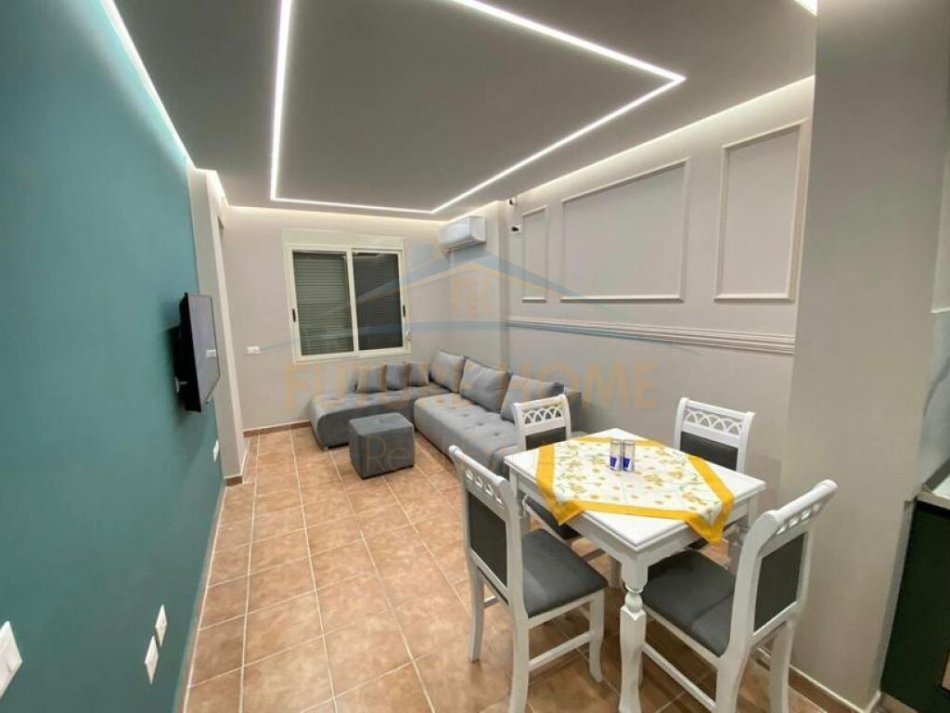 Durres, jepet me qera apartament 1+1+Ballkon Kati 3, 61 m² 420 € (Plazh Iliria, Durres)