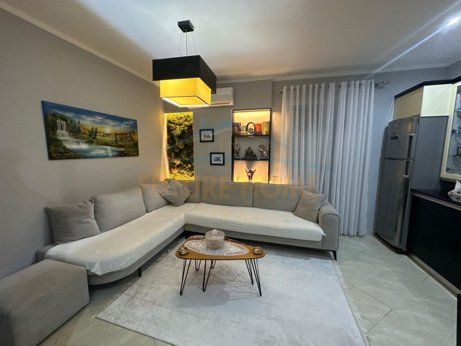 Durres, shitet apartament 2+1 Kati 3, 104 m² 130.000 € (Spitali Rajonal, Durres.)