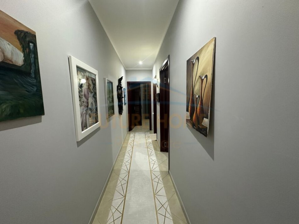 Durres, shitet apartament 2+1 Kati 3, 104 m² 130.000 € (Spitali Rajonal, Durres.)