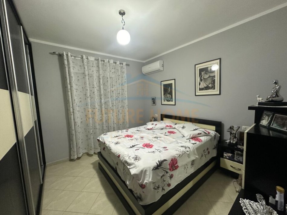 Durres, shitet apartament 2+1 Kati 3, 104 m² 130.000 € (Spitali Rajonal, Durres.)