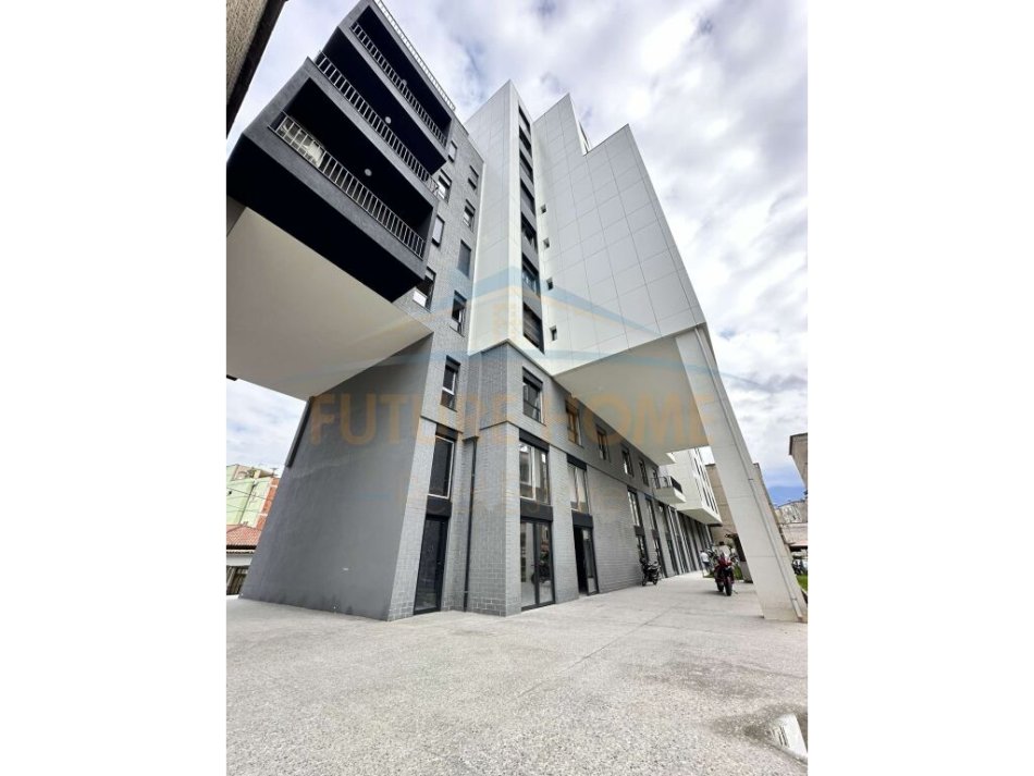 Tirane, shitet apartament 2+1 Kati 7, 112 m² 197.155 € (RRUGA BARDHYL)