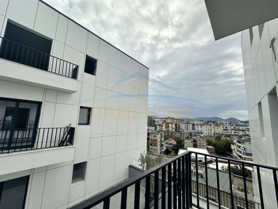 Tirane, shitet apartament 2+1 Kati 7, 112 m² 197.155 € (RRUGA BARDHYL)