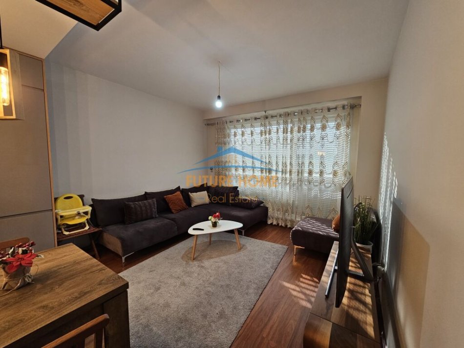 Tirane, shitet apartament 2+1 Kati 7, 108 m² 200.000 € (Rruga SIRI KODRA,PRANE BULEVARDIT TE RI)