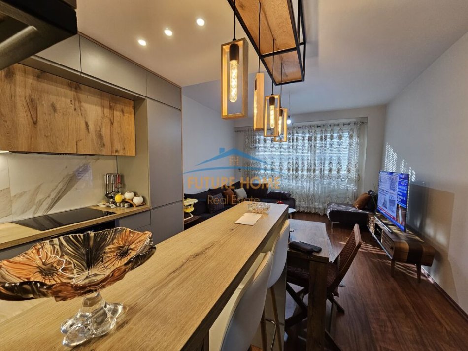 Tirane, shitet apartament 2+1 Kati 7, 108 m² 200.000 € (Rruga SIRI KODRA,PRANE BULEVARDIT TE RI)
