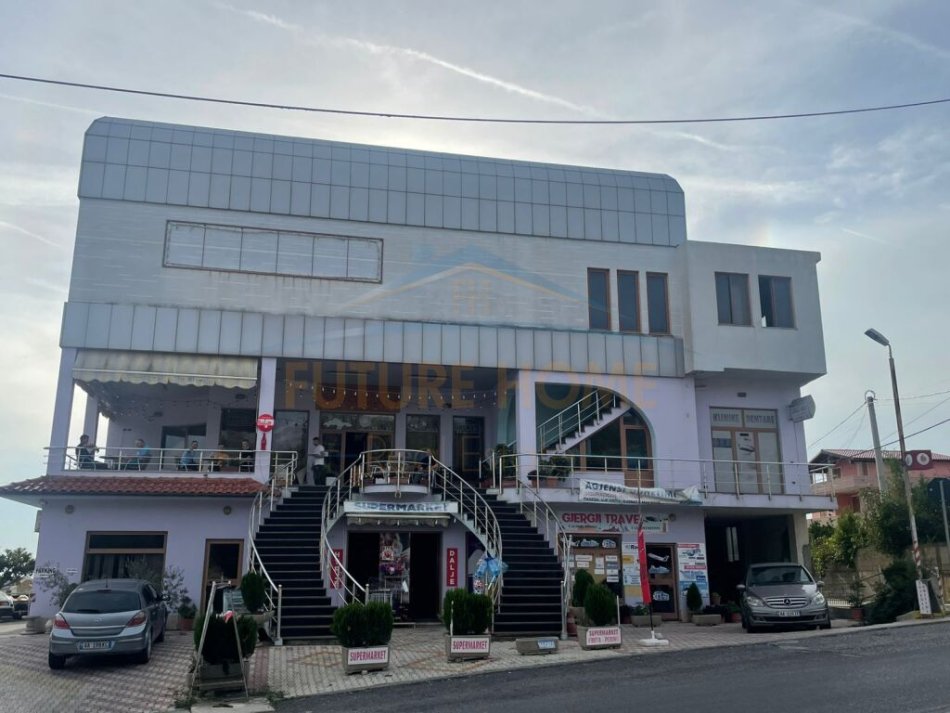 Durres, shitet ambjent biznesi Kati 0, 419 m² 700.000 € (Maminas, Durres)