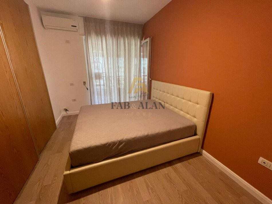 Tirane, shitet apartament 2+1 Kati 4, 102 m² 220.000 € (Rruga e Elbasanit)