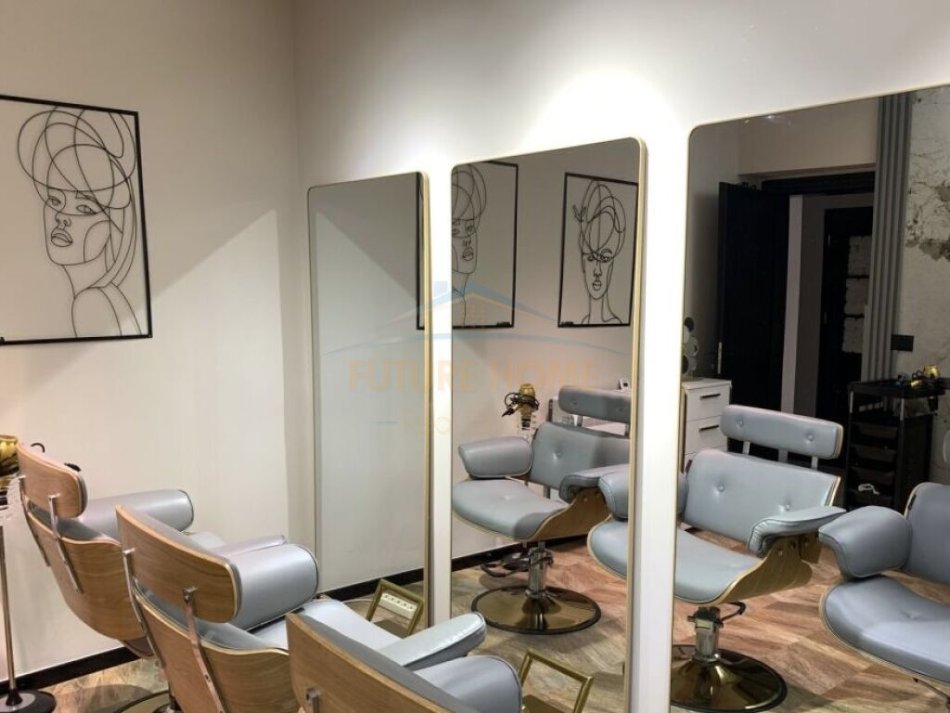 Tirane, shitet ambjent biznesi Kati 0, 85 m² 25.000 € (Stadiumi Dinamo)