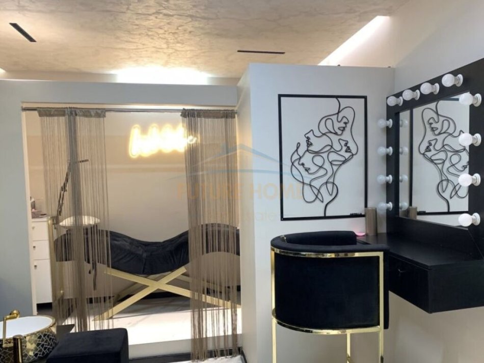 Tirane, shitet ambjent biznesi Kati 0, 85 m² 25.000 € (Stadiumi Dinamo)