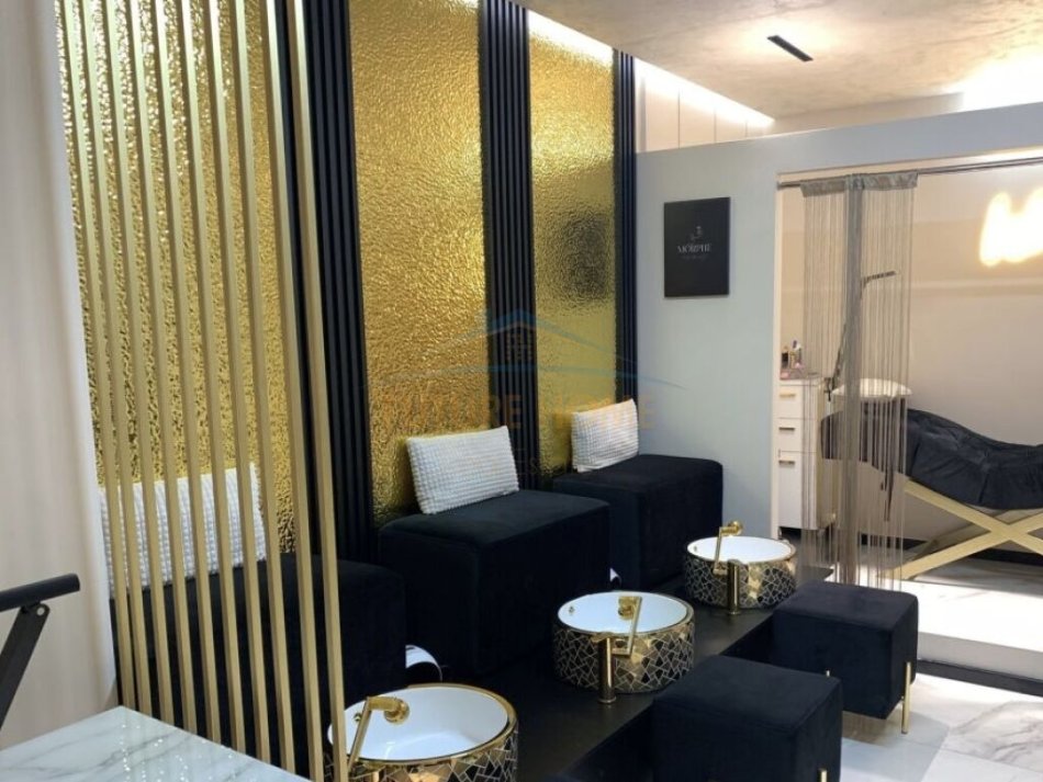 Tirane, shitet ambjent biznesi Kati 0, 85 m² 25.000 € (Stadiumi Dinamo)