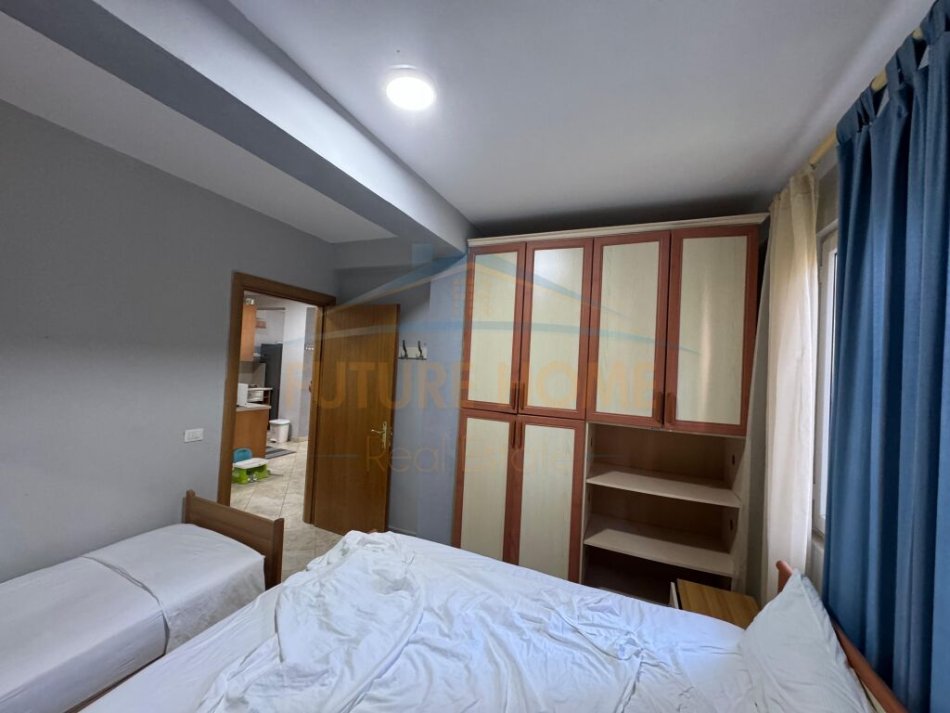 Durres, jepet me qera apartament 2+1 Kati 0, 85 m² 630 € (Qerret, Durres)